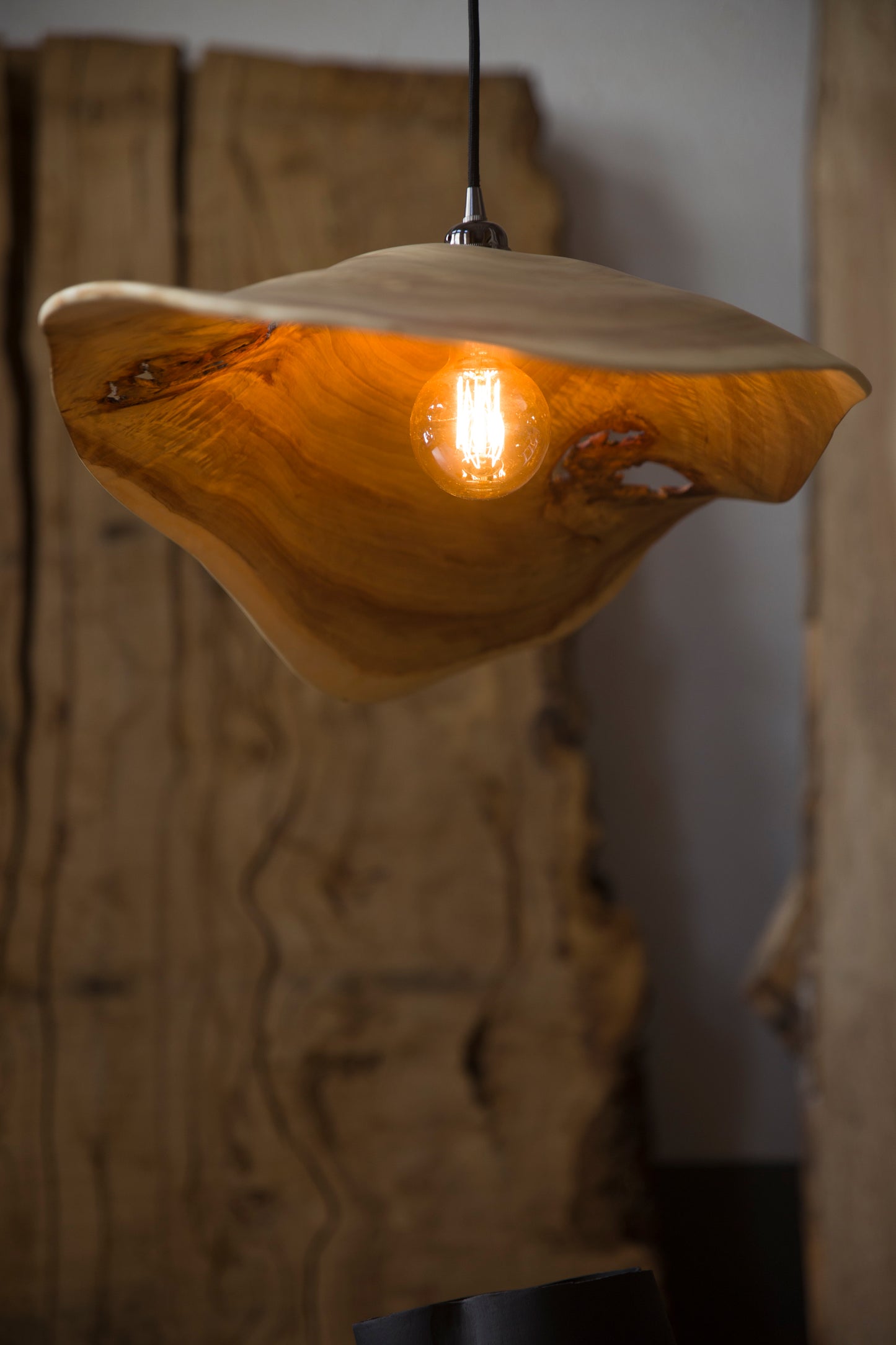 "Tramuntana" - Lámpara de techo de madera